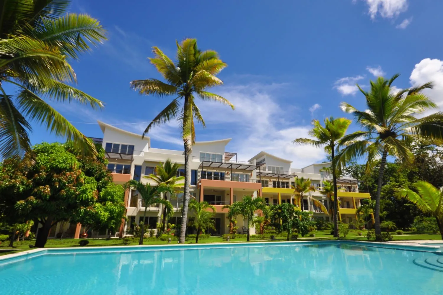 2 Bedroom Pool View Residence in Infiniti Blu