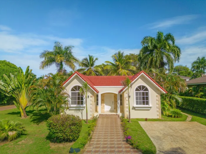 Newly Renovated 3-Bedroom Hispaniola Model Villa in Residencial Hispaniola