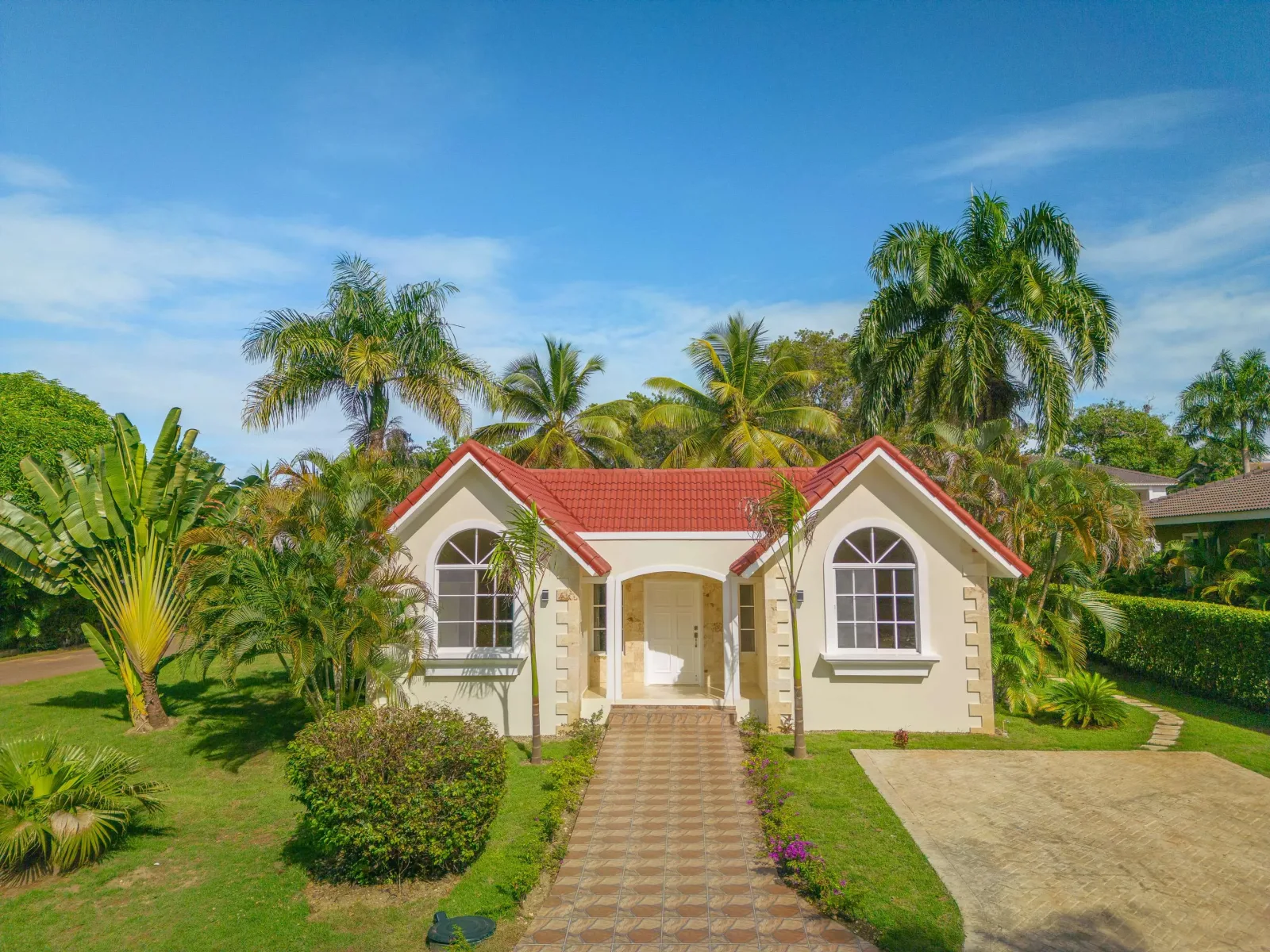 Newly Renovated 3-Bedroom Hispaniola Model Villa in Residencial Hispaniola