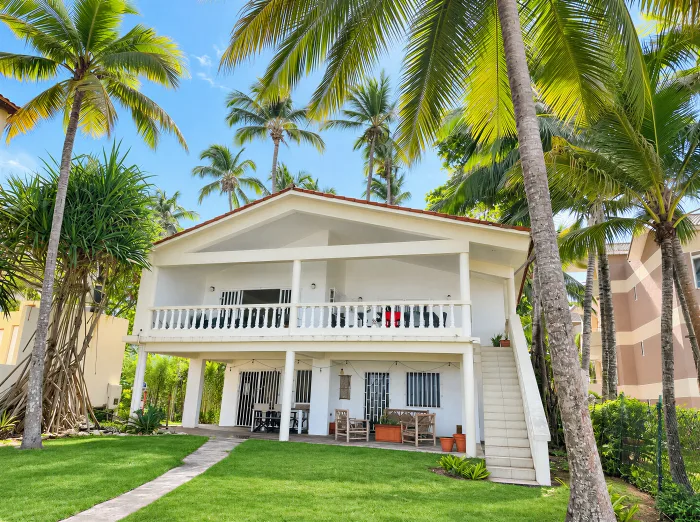 4-Bedroom Oceanfront Villa in East Cabarete