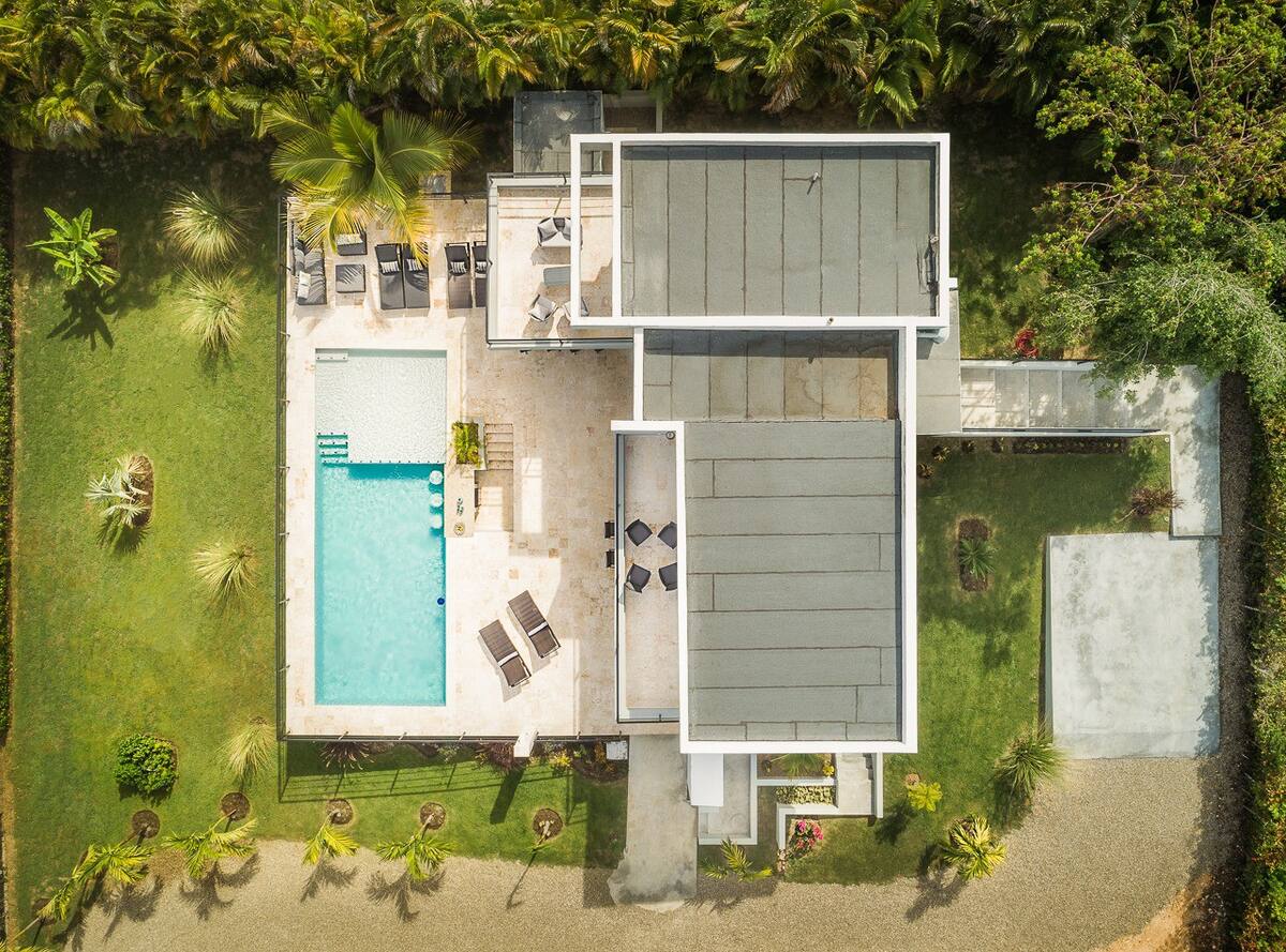Secluded Villa with 3 King Masters & Ocean Views – Casa Linda