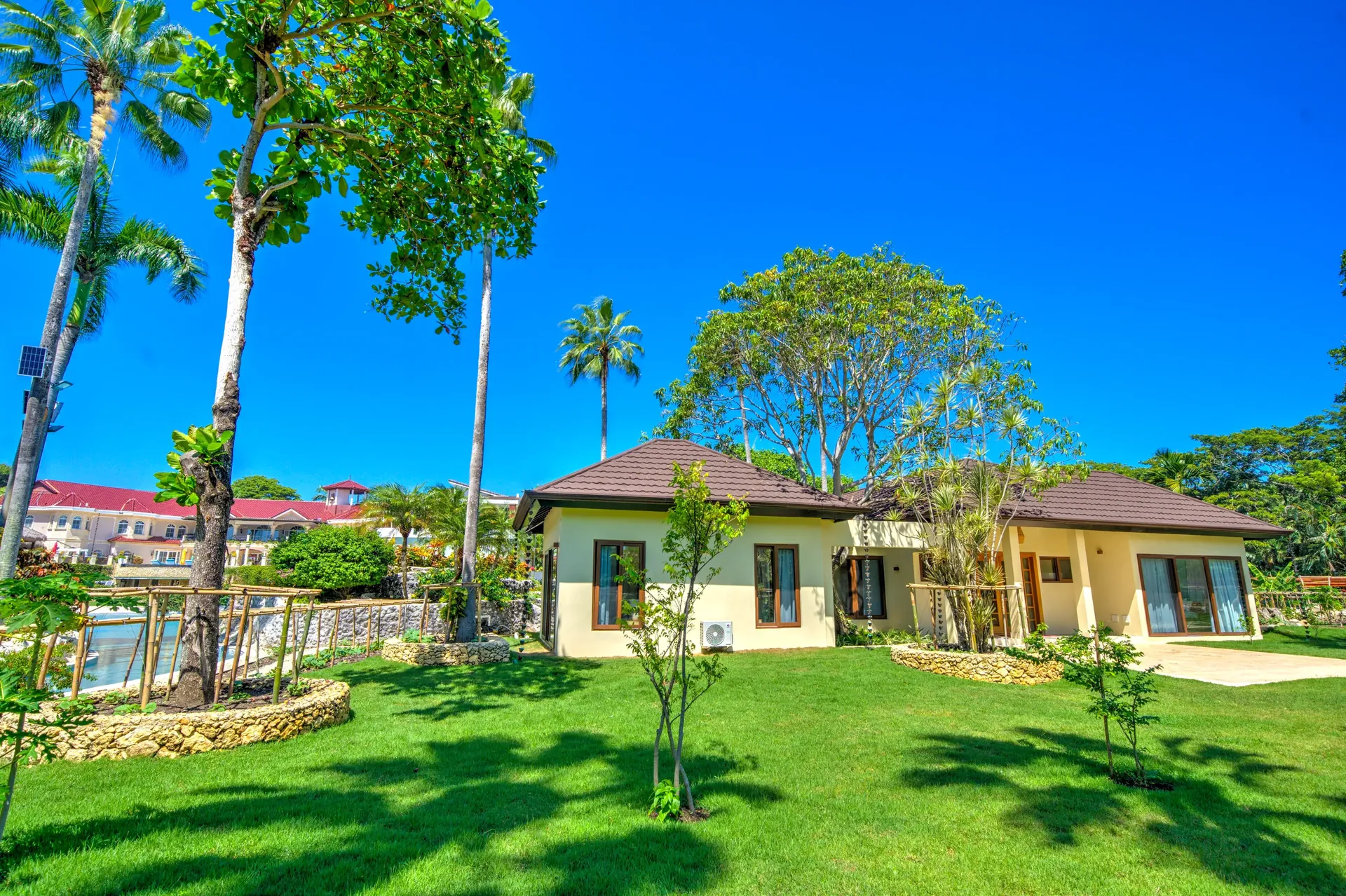 Lionsgate estate photograph 6